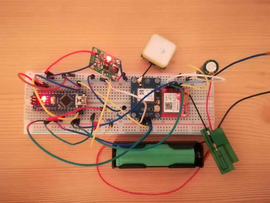 Homemade realtime GPS tracker
